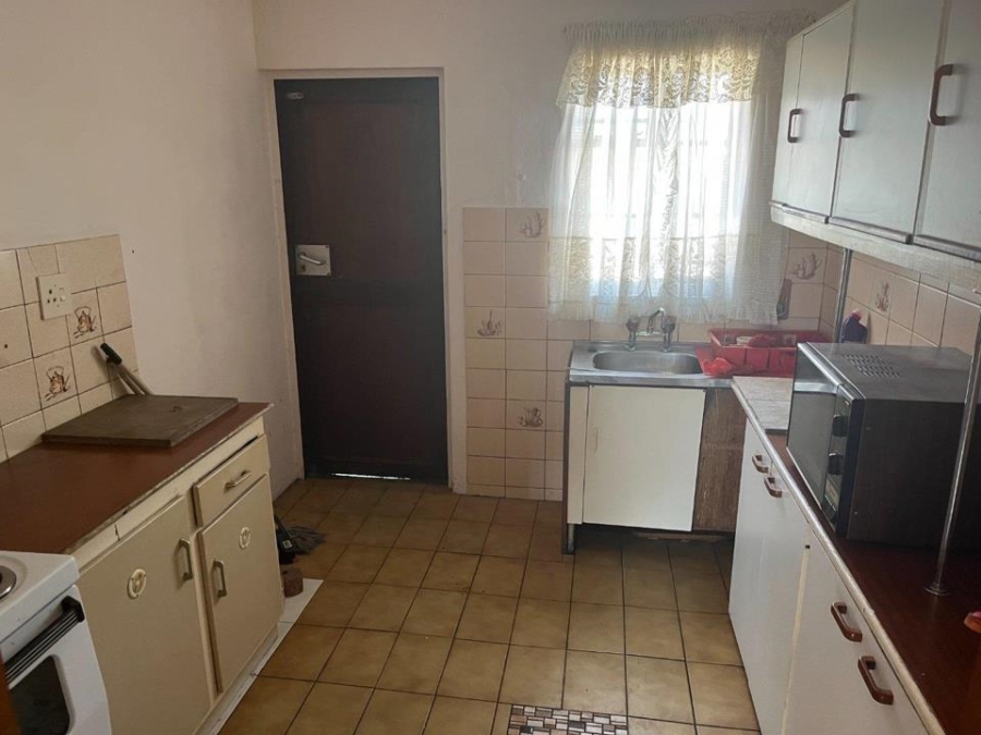 2 Bedroom Property for Sale in Elsies River Western Cape